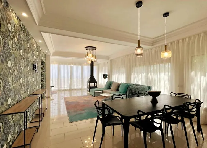 Villa Mediterranean Sea Views *